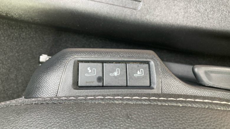 Vauxhall Mokka 100kW Ultimate 50kWh 5dr Auto Electric Hatchback